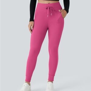 Halara Jogger NWT